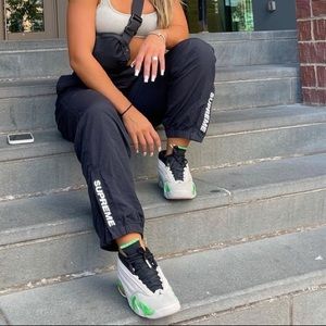 Jordan 14 Retro
Aleali May Fortune